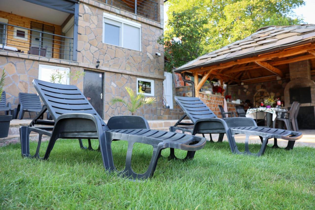 Vila Nemir Zavojsko Jezero Pirot Exteriér fotografie