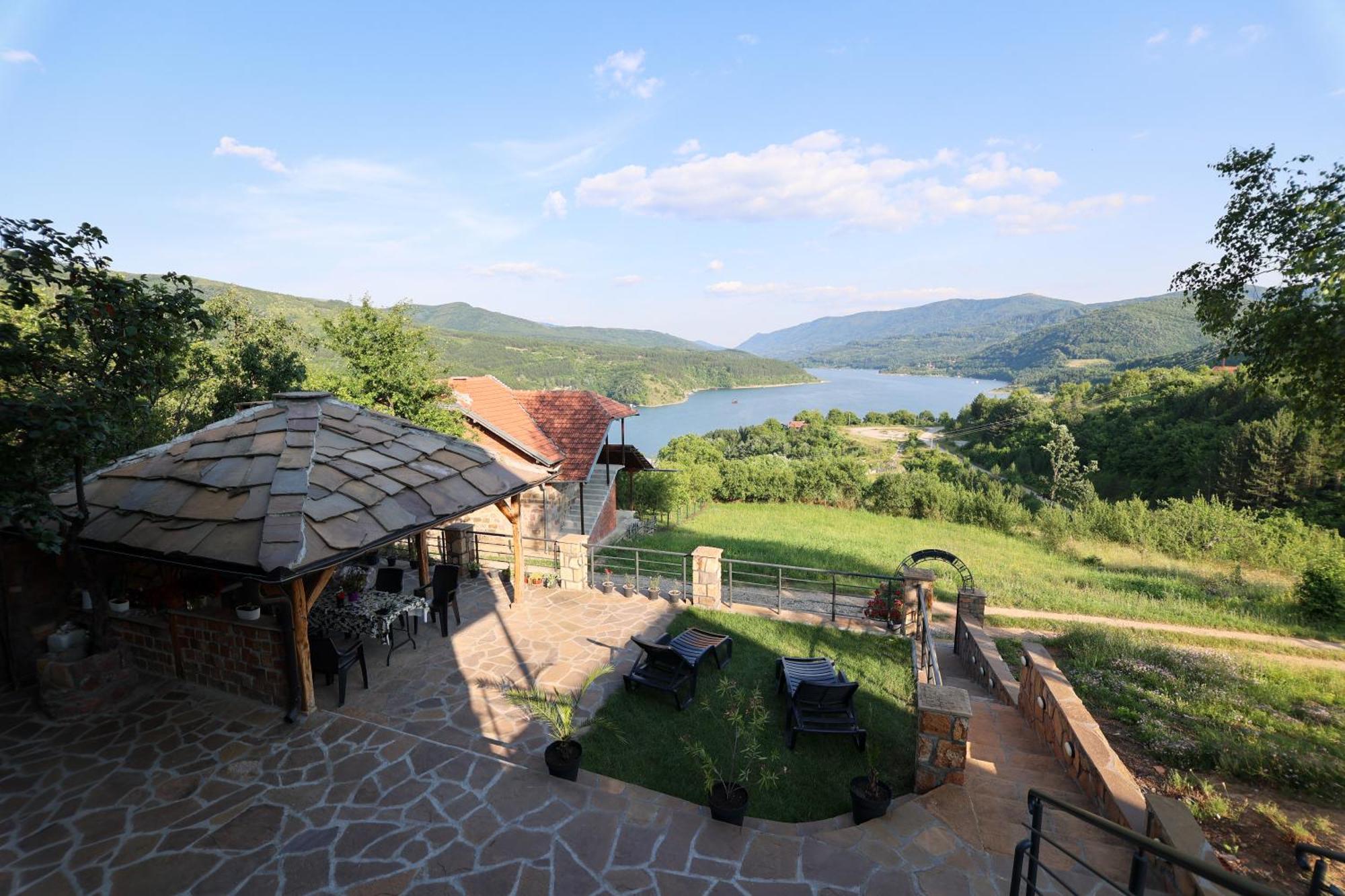 Vila Nemir Zavojsko Jezero Pirot Pokoj fotografie